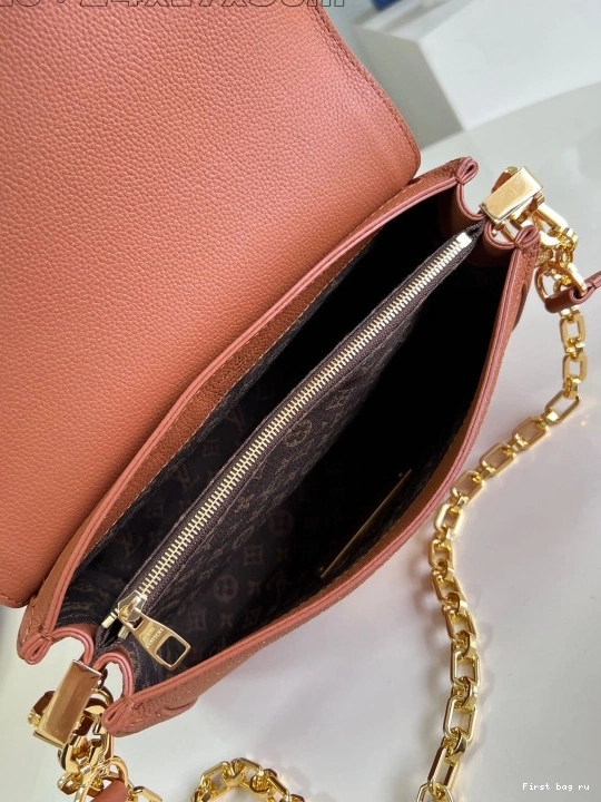 First bag ru LOUIS DAUPHINE VUITTON MM 0715